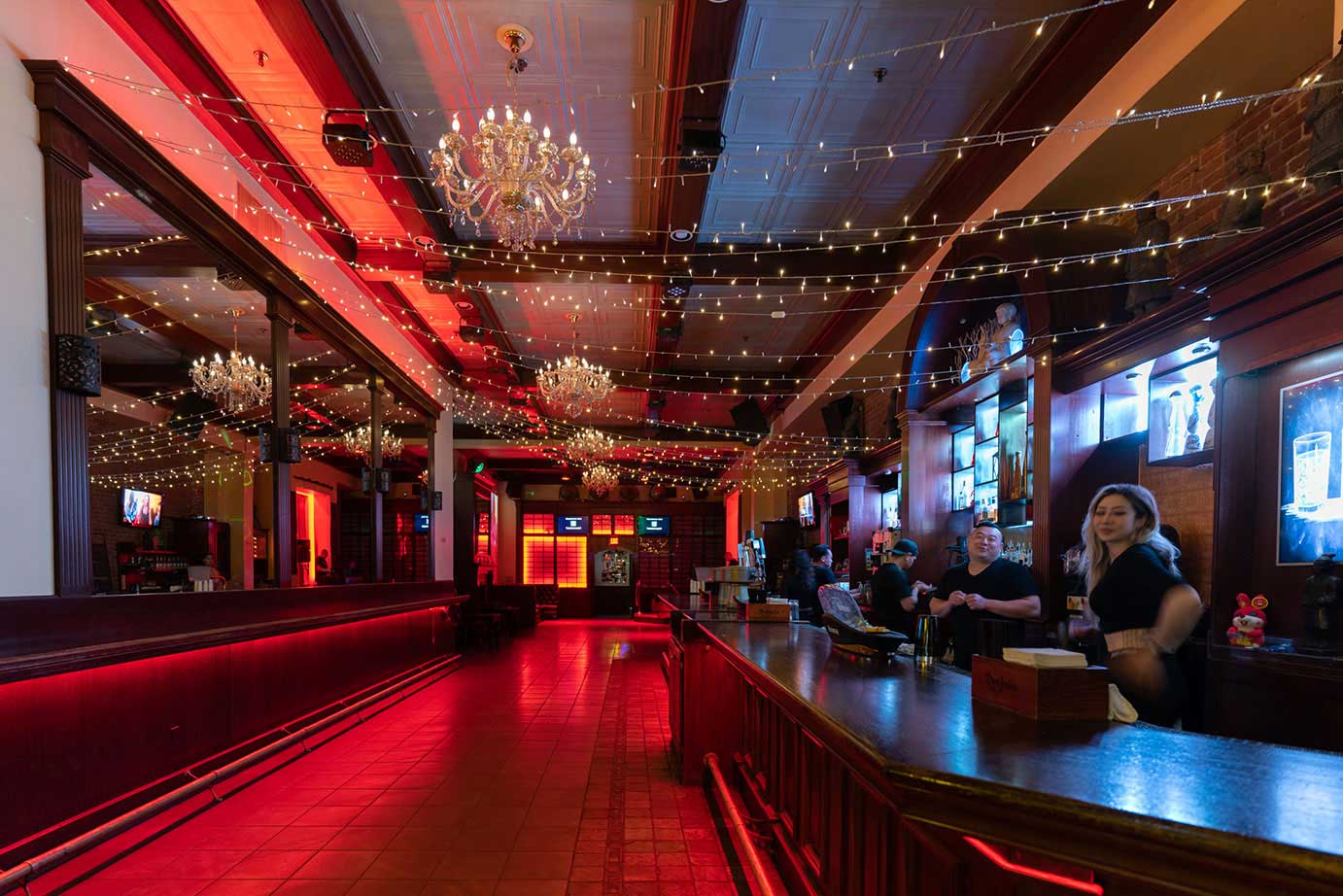 Temple Bar and Lounge - erotic massage San Jose
