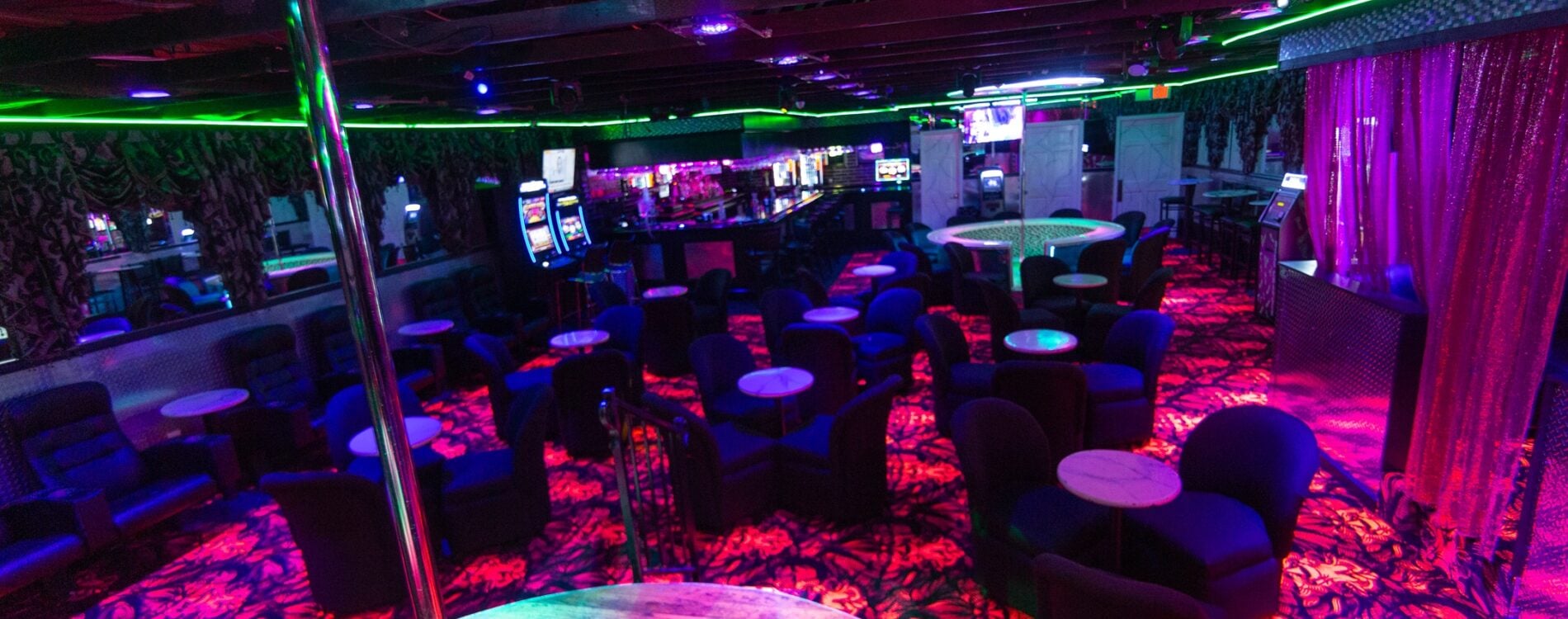 The Pony Gentlemen's Club - Greensboro - erotic massage Charlotte