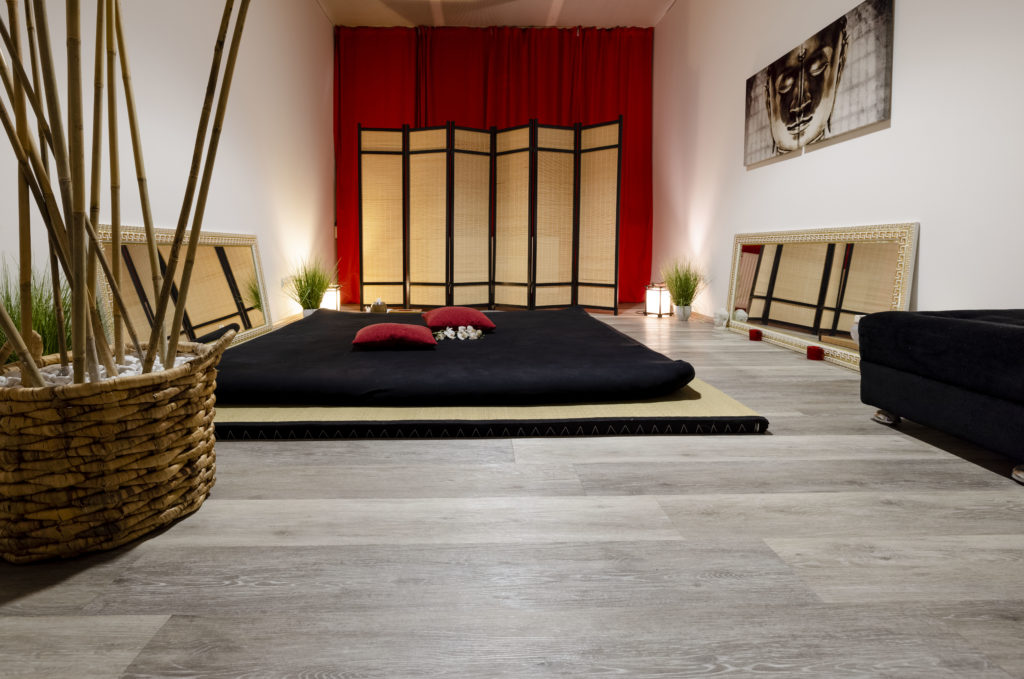 Erotic massage GIF — Relax Massage & Wellness Mainz