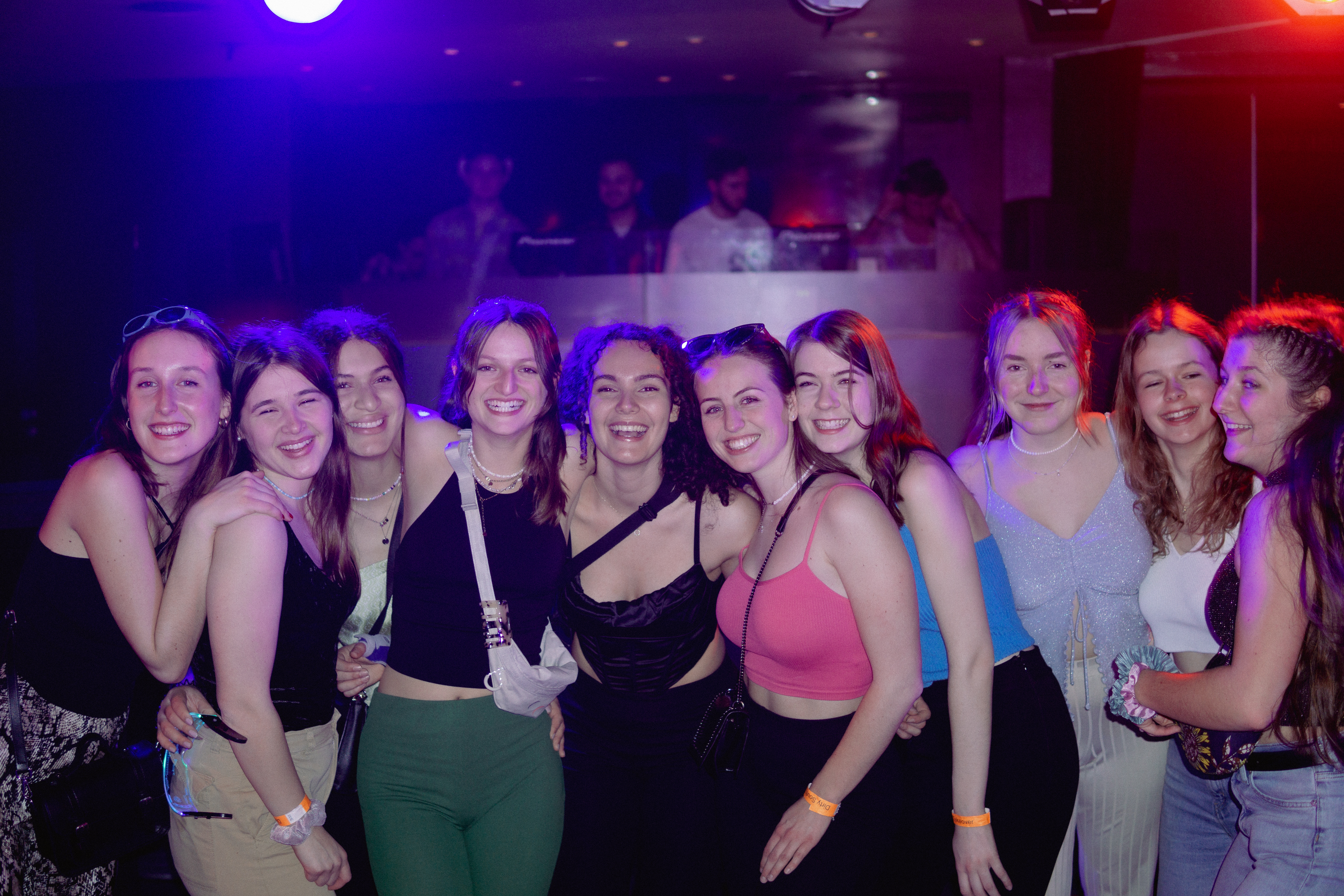 Agar Kneipe Club