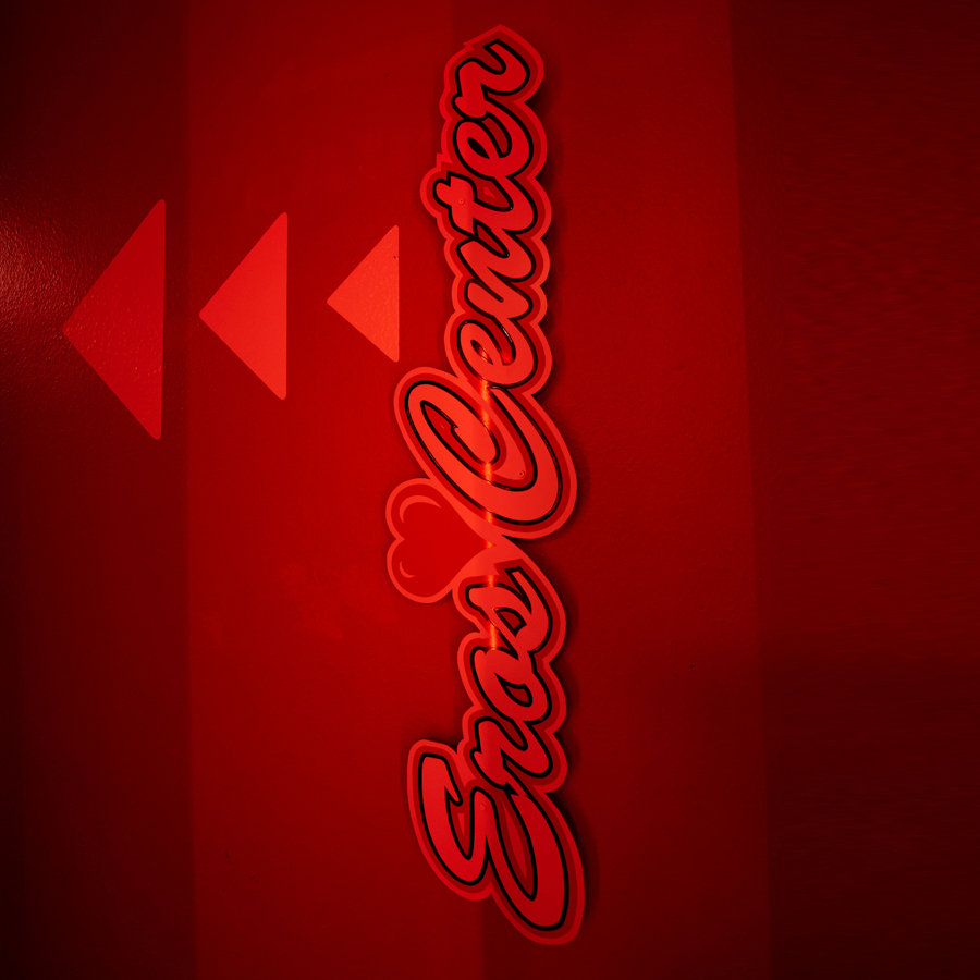 Erotic massage GIF — Eros center "Maison de passe"