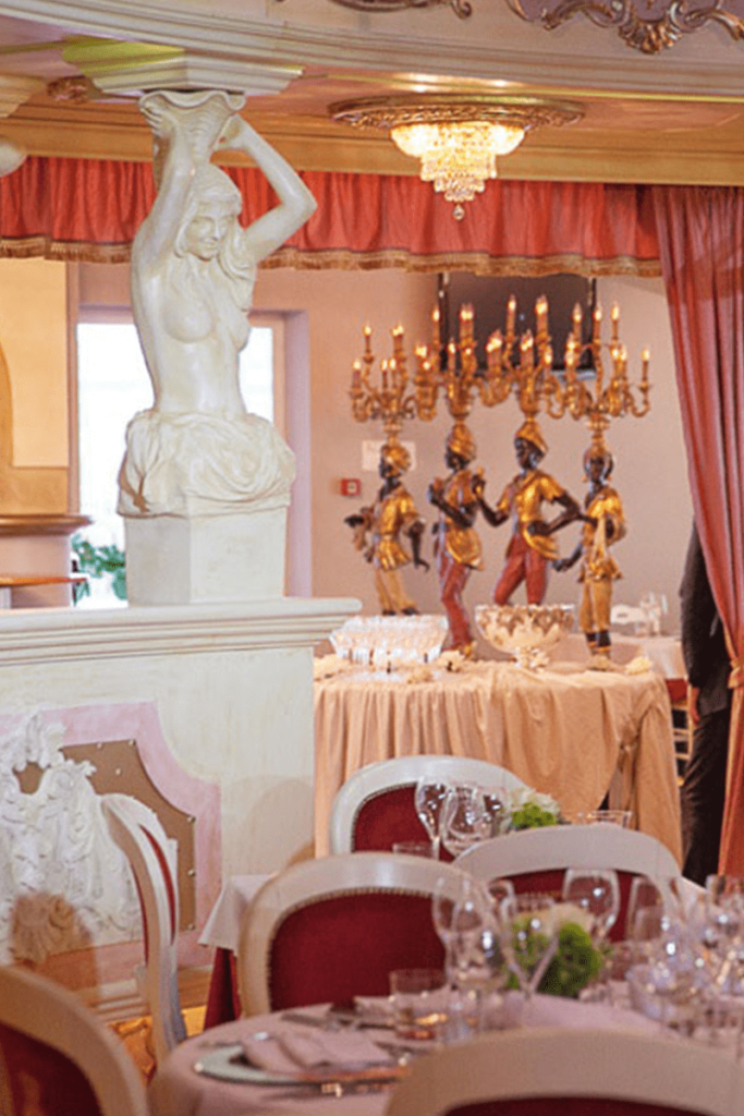 Sex club photo — Avanspettacolo Venice Cabaret Restaurant