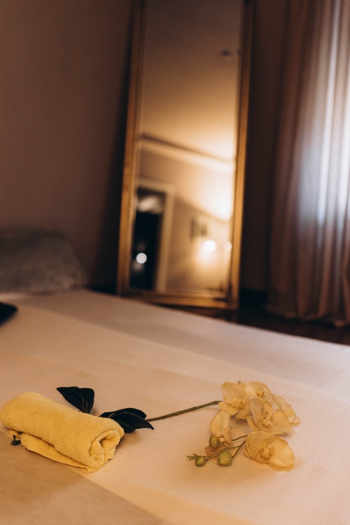 Golden Hearts - Erotic Massage in Zurich, Switzerland - Photo 12