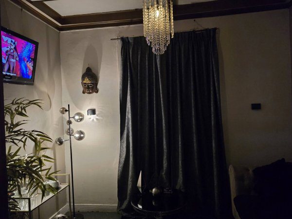 Erotic massage GIF — La Mansion del Masaje