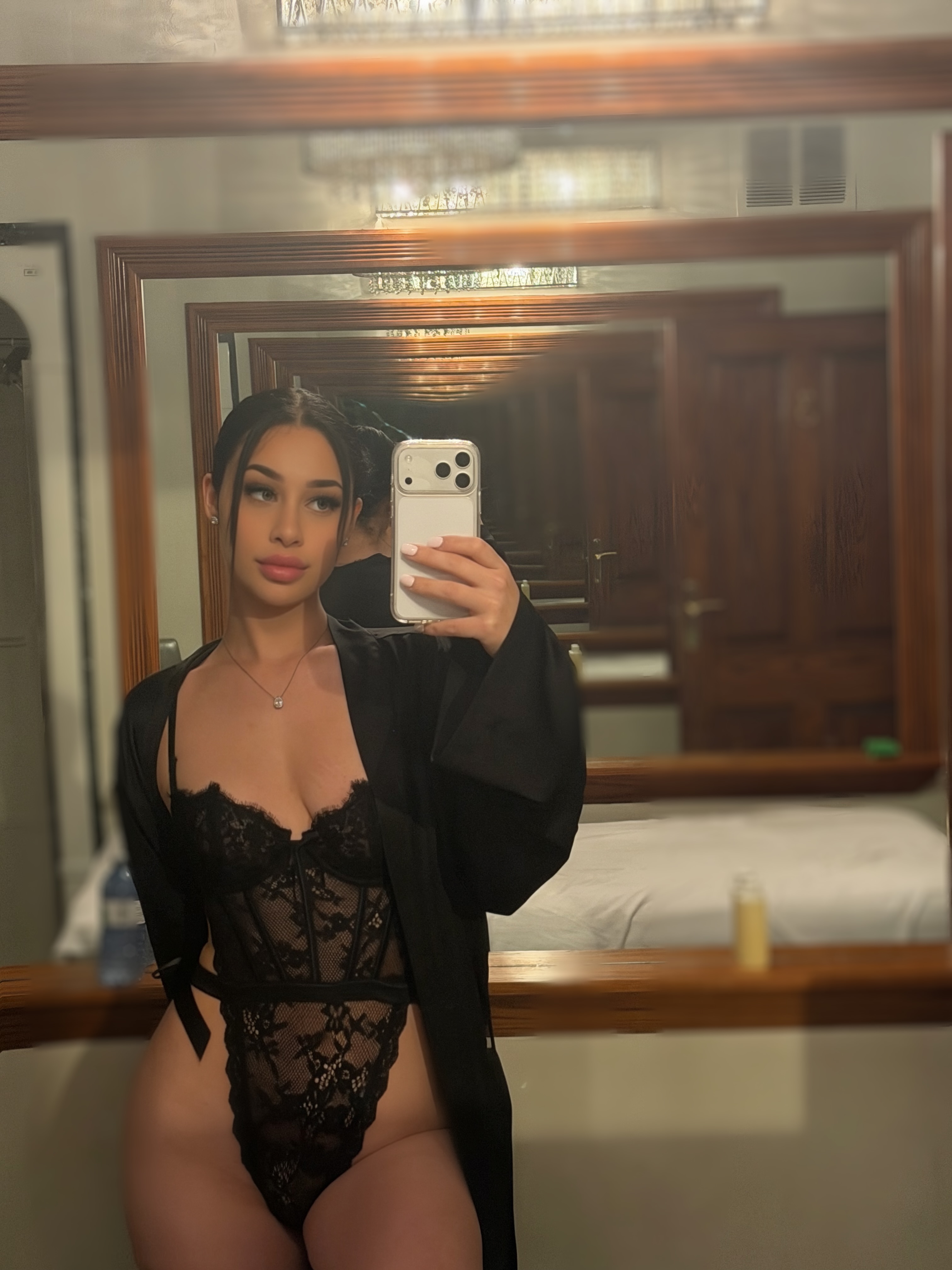 Erotic massage GIF — DreamSpa