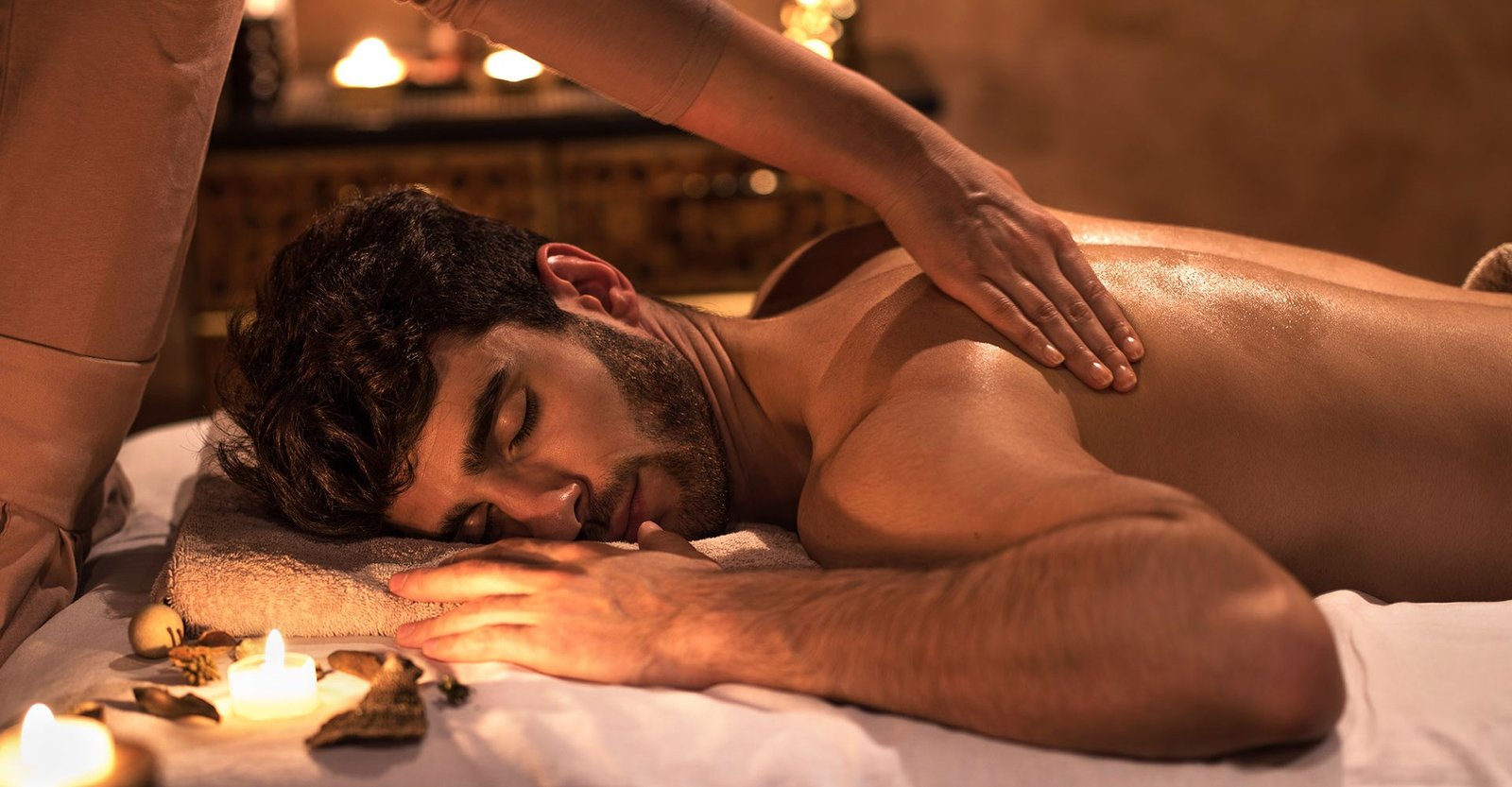 Erotic massage GIF — Essence Spa Jodhpur