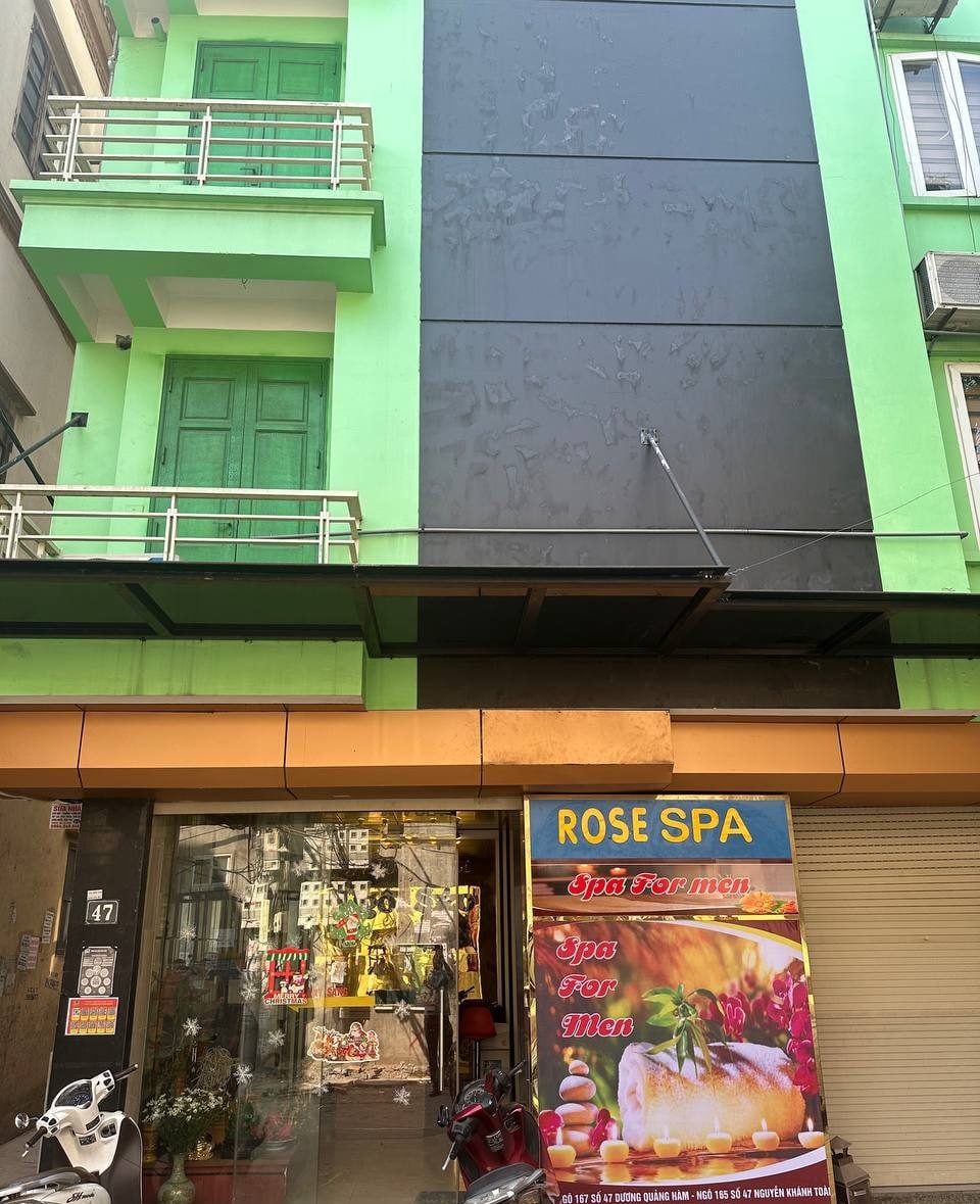 Erotic massage GIF — Rosespa Vietnam
