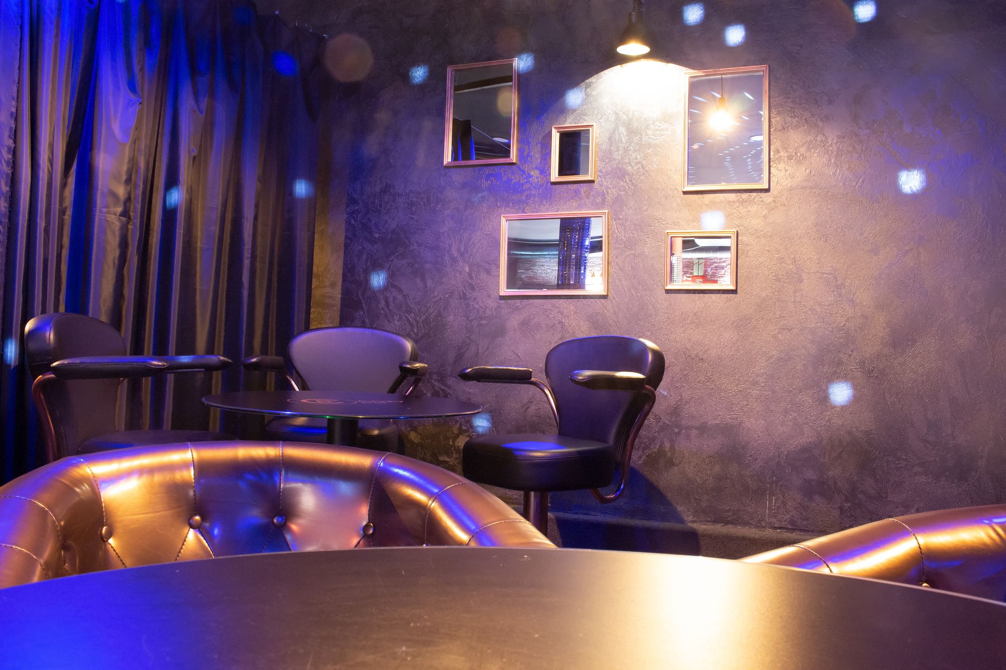 CozyBar Olomouc, erotic massage venue in Prague — photo 13