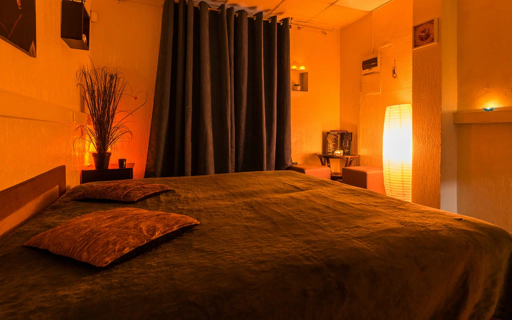 Erotic massage GIF — EROTIC MASSEUSES MILAN