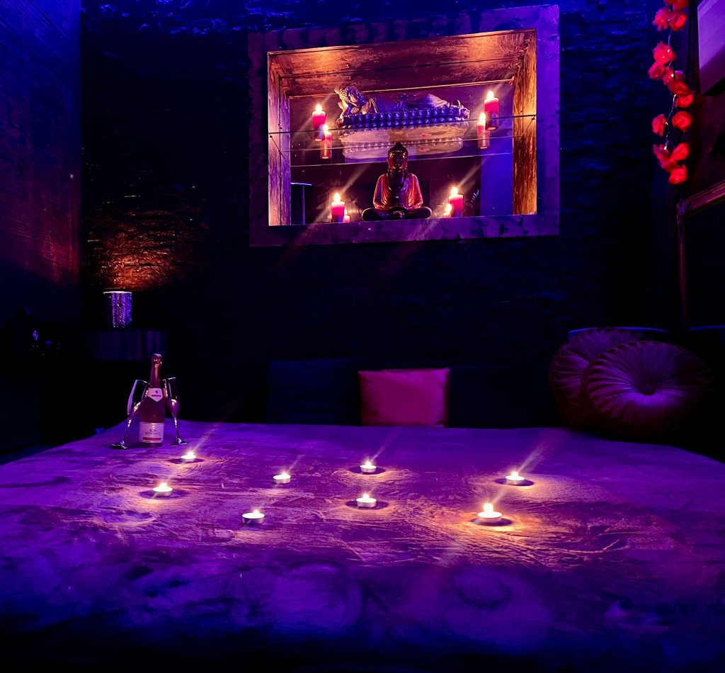 Erotic massage photo — Erotické masáže Pardubice