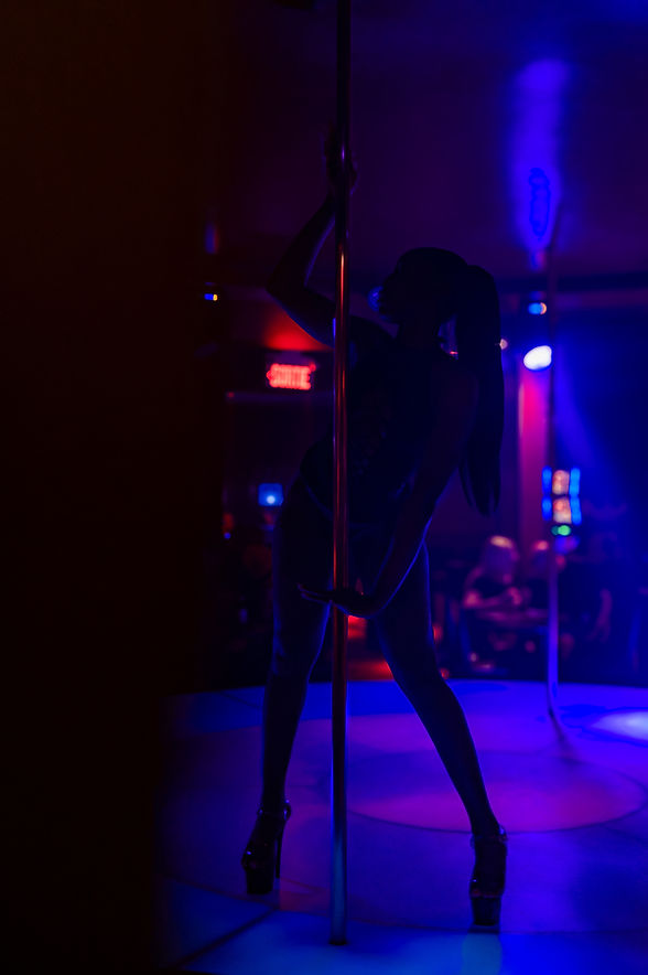 Sex club photo — Cabaret Les Amazones