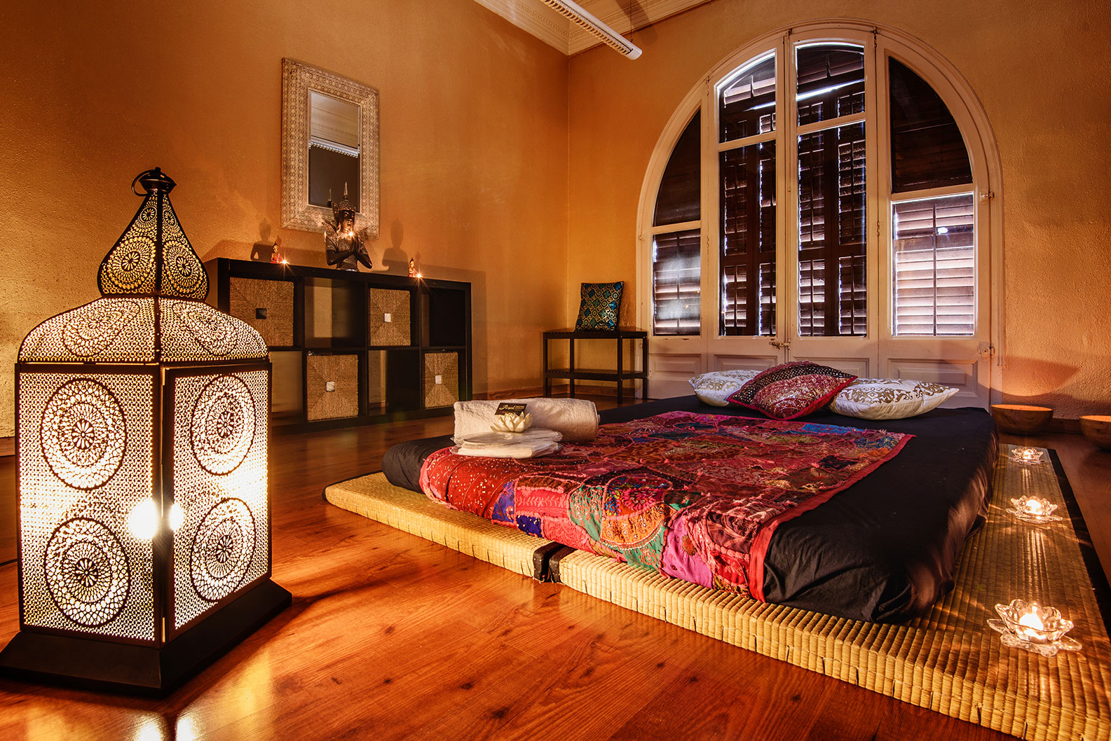 royal massage center - Tantra Massage in Barcelona, Spain - Photo 12