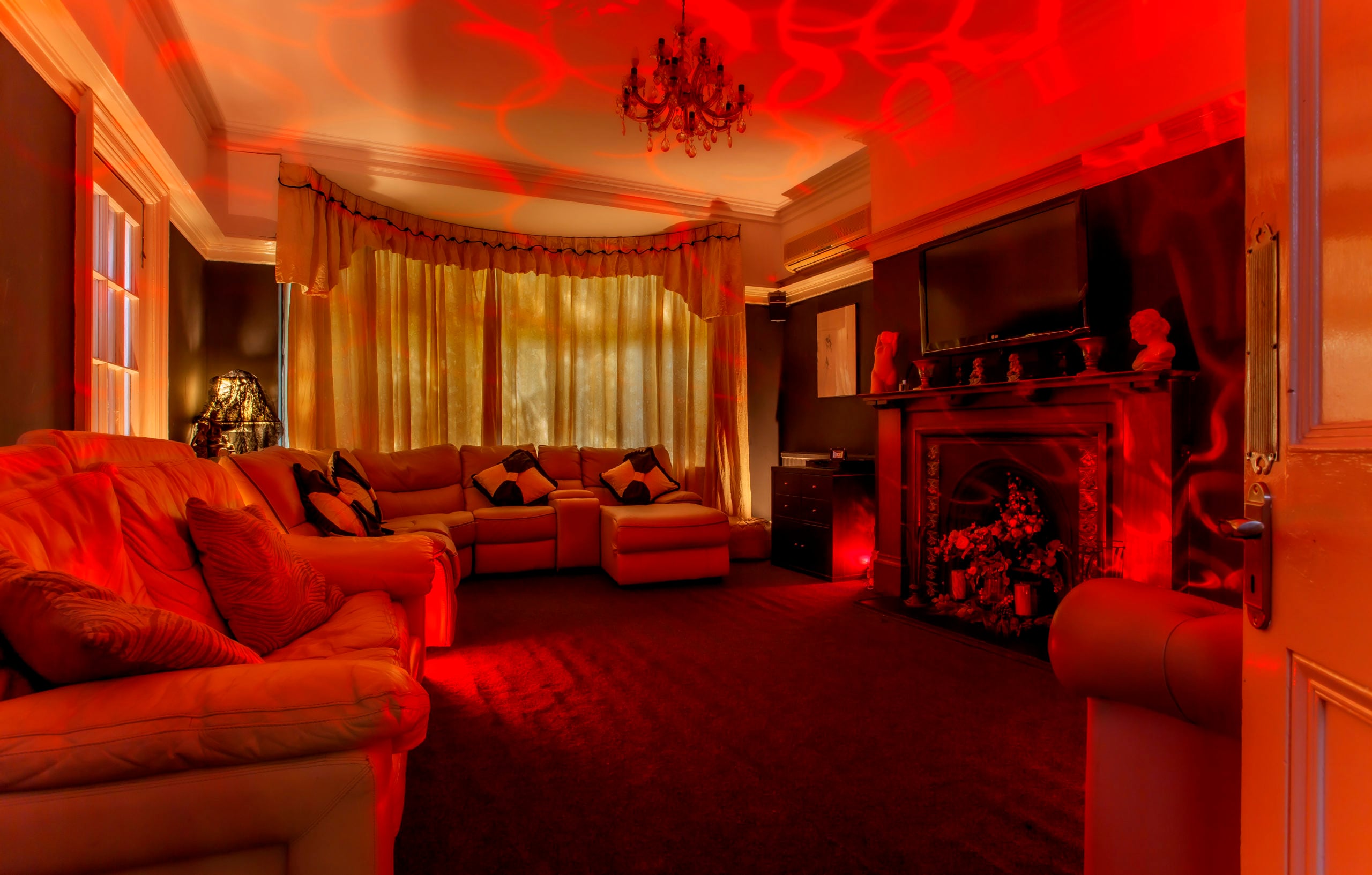 House of Poitier - Lingam Massage in London, United Kingdom - Photo 7