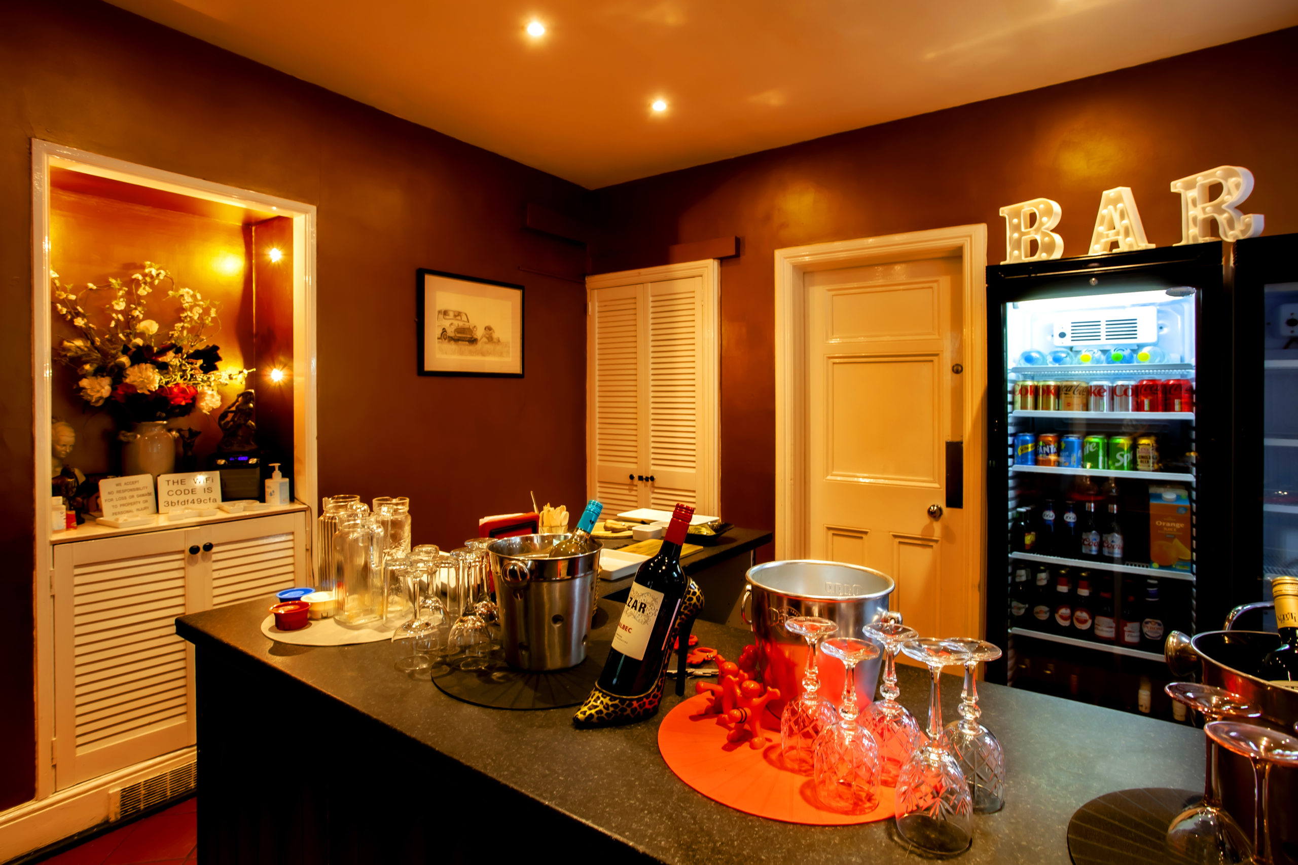 House of Poitier - Lingam Massage in London, United Kingdom - Photo 11
