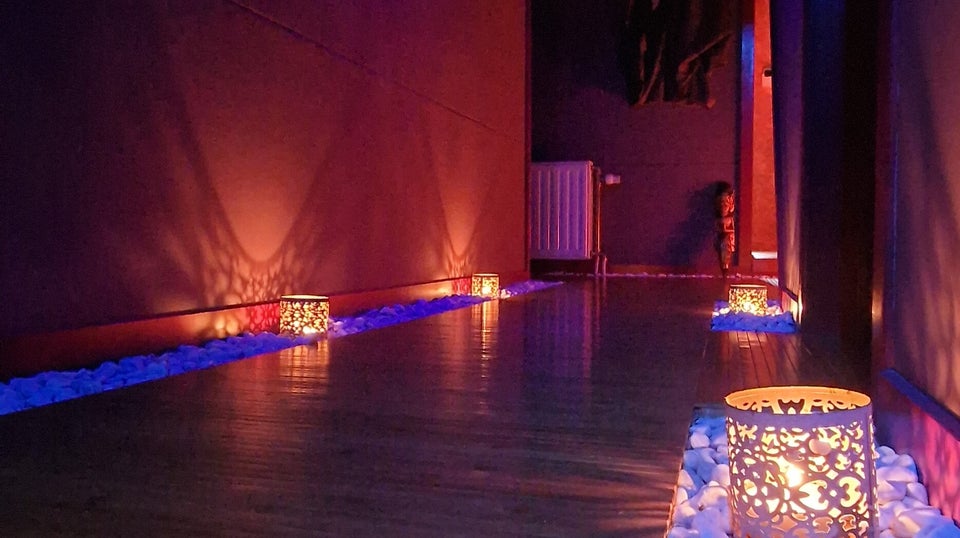 Erotic massage GIF — kalyana tantric massage center