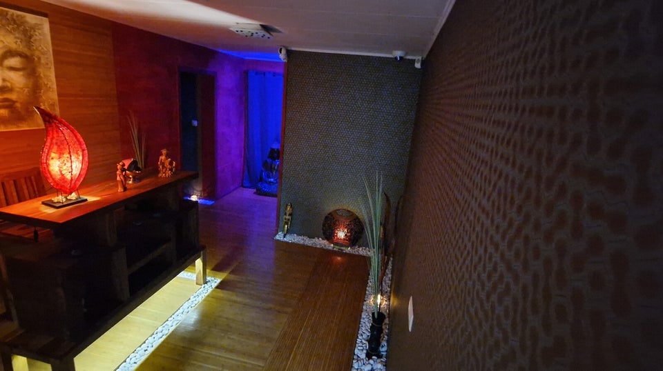 Erotic massage GIF — kalyana tantric massage center
