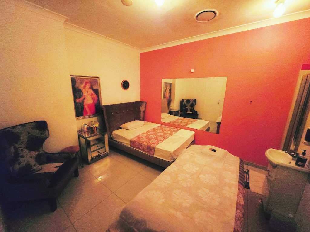 Dream Girl Massage -130 Alexandria — erotic massage Sydney