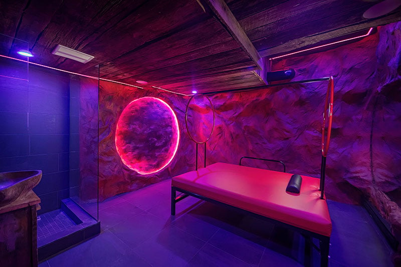 MONTRÉAL NURU VIP — massage érotique Montréal