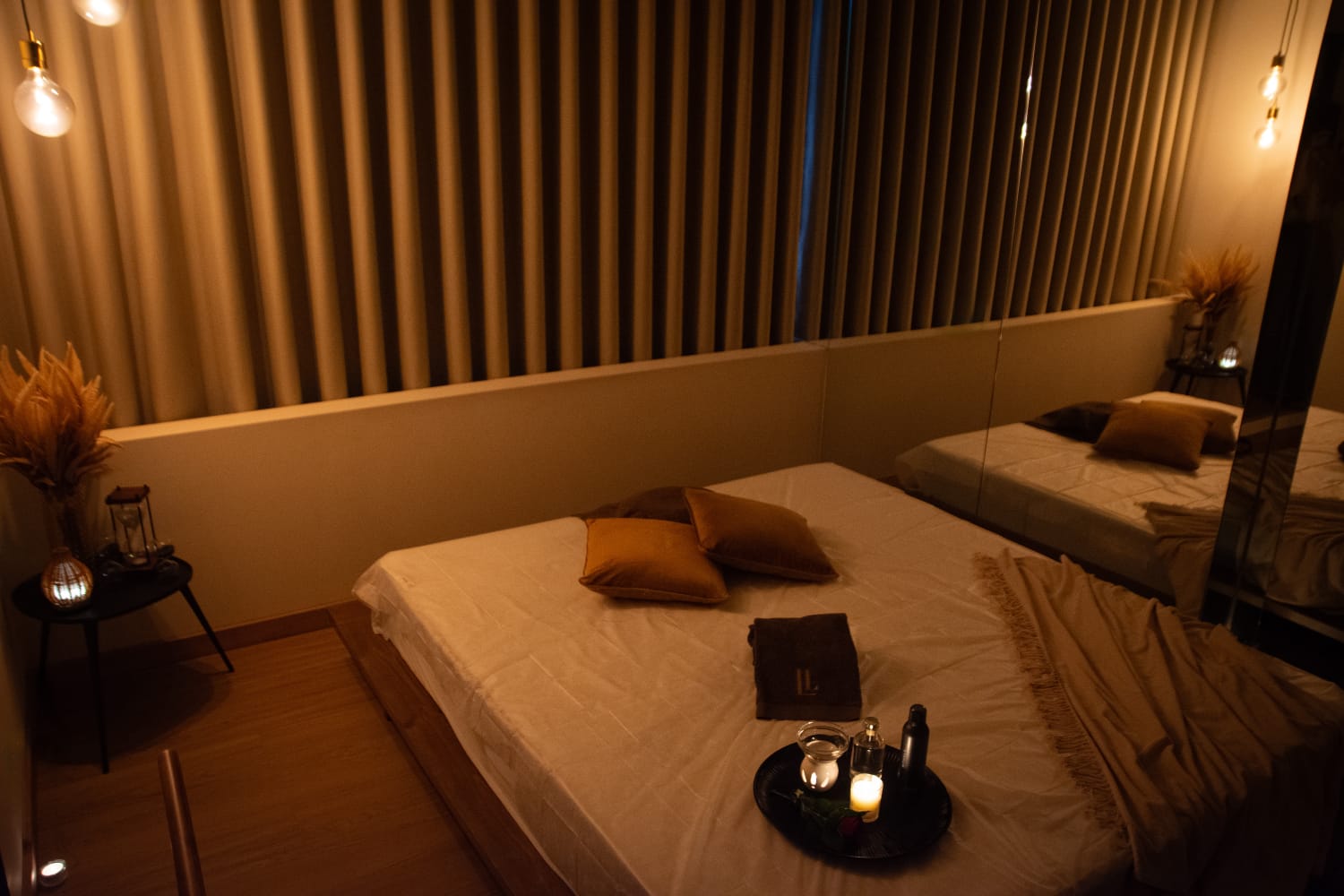 Erotic massage GIF — Lennure Lux Spa