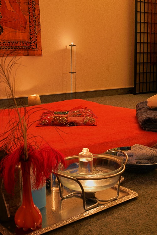Metanoia - Tantra & Erotik Massagen — erotic massage Munich