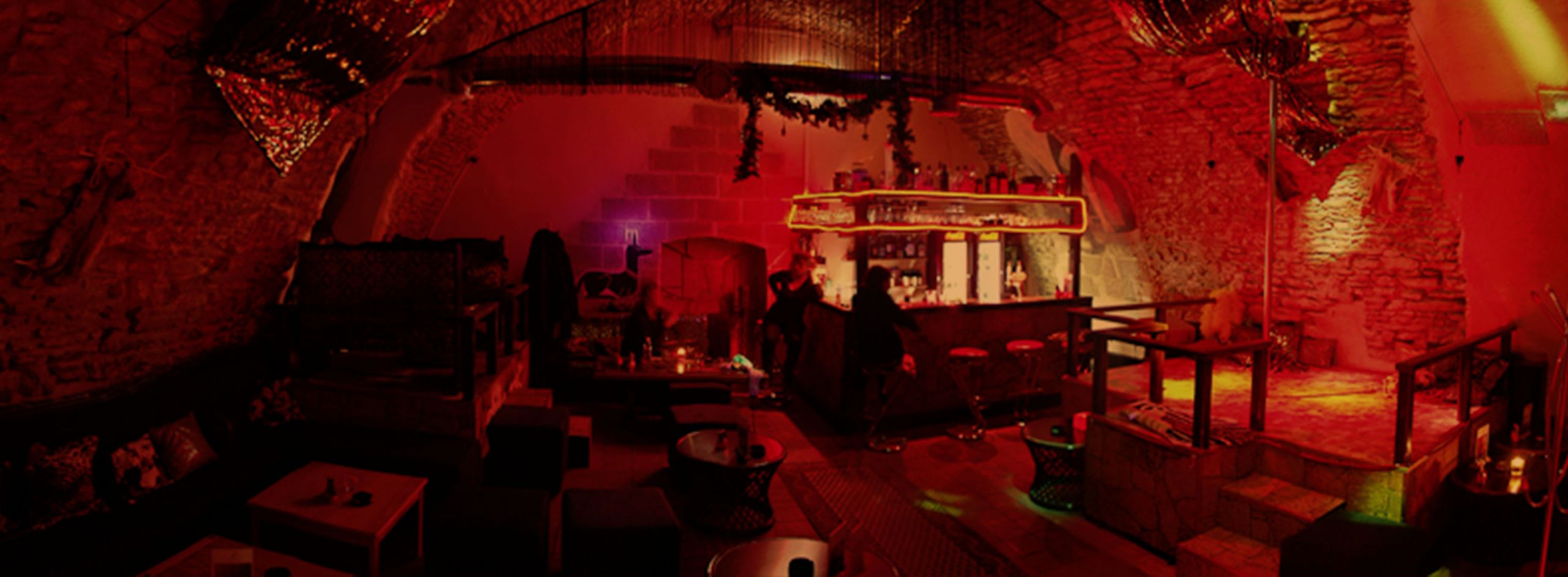 Faraon Bar | exclusive cabaret bar, erotic massage venue in Prague — photo 15