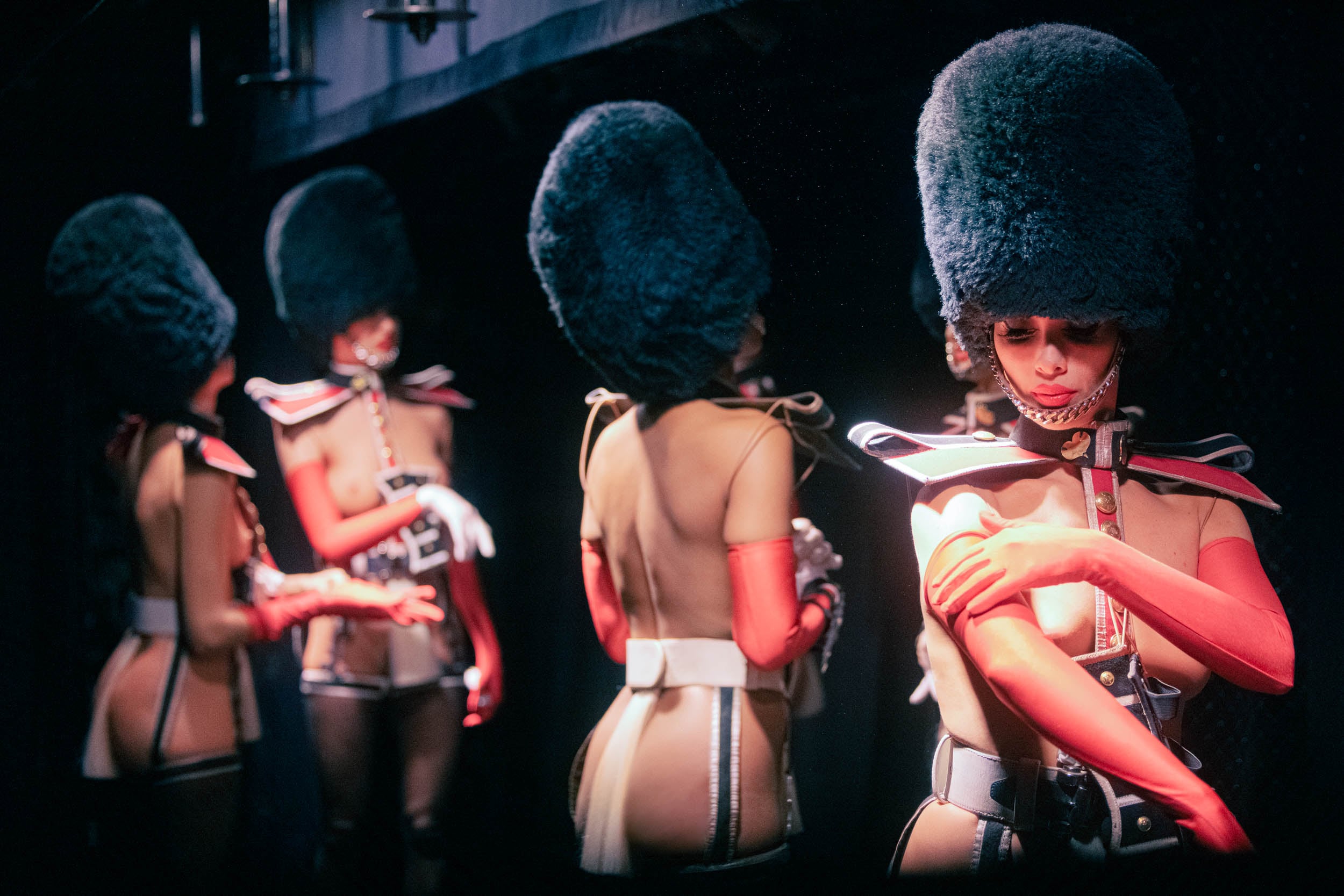 Crazy Horse Paris - sex clubs Paris