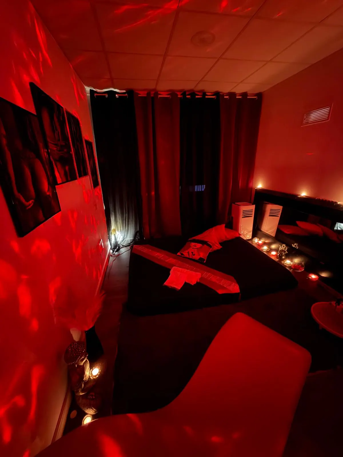 Erotic massage GIF — Tantric Luxe Mallorca - Masajes Tantricos