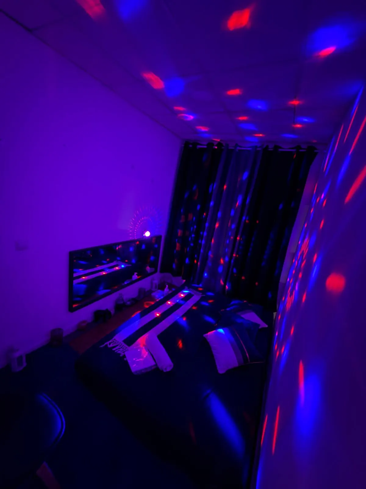 Erotic massage GIF — Tantric Luxe Mallorca - Masajes Tantricos