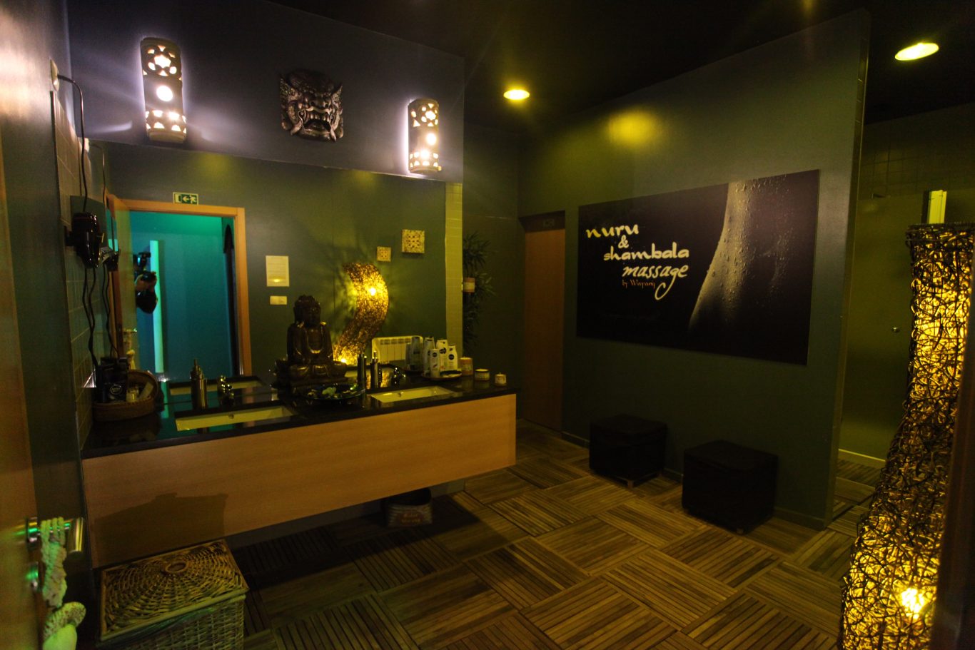 Erotic massage photo — Full Spa