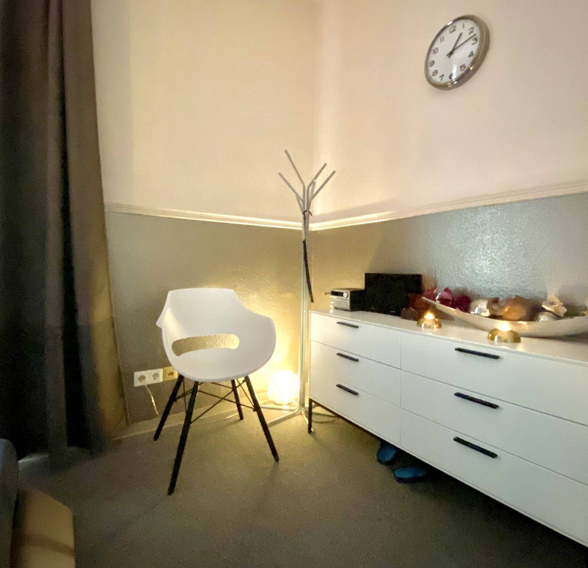 Erotic Massage in Frankfurt - Photo 12