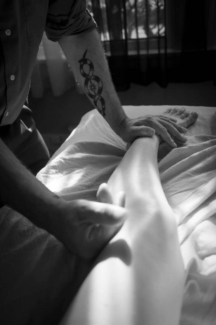 Erotic massage GIF — VIP Massage Frankfurt