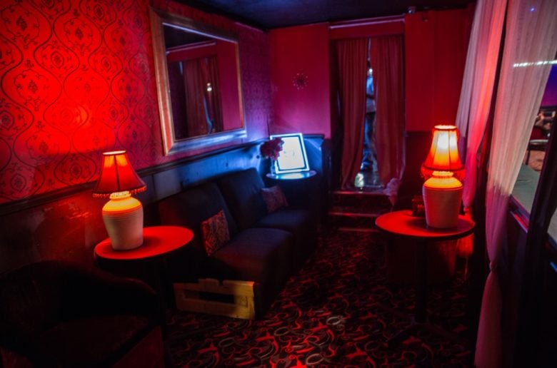 Tassels Cabaret - erotic massage Charlotte