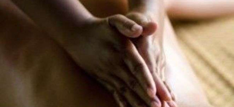 Erotikus masszázs fotó, Kundalini Tantra Massage