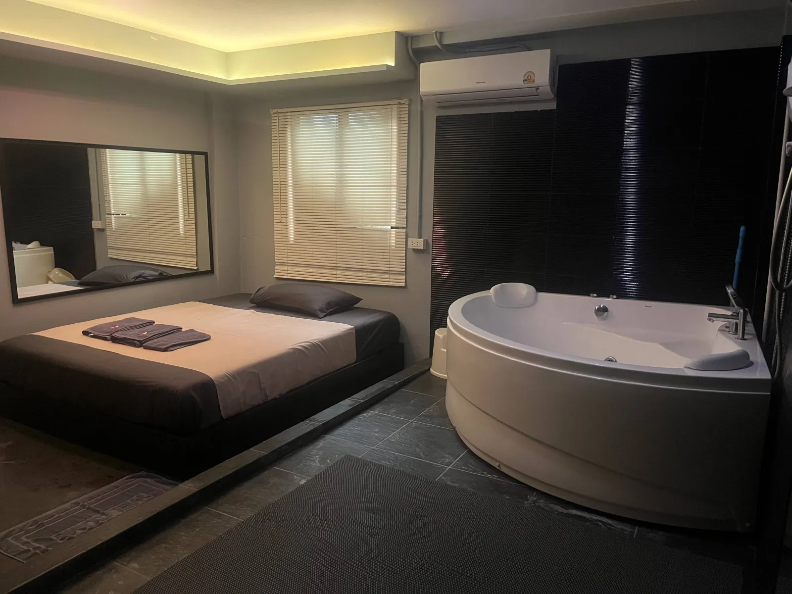 Heal Nuru & Soapy Massage, gold happy ending listing in Bangkok